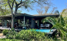 Imani Bush House & Silver Sky Chalet